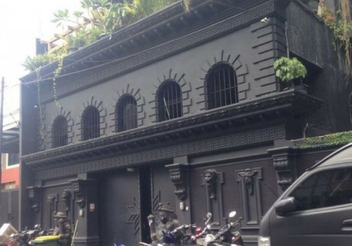 Alamat rumah ahmad dhani